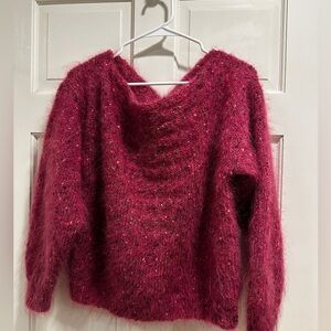 Women’s vintage fuscia furry sweater